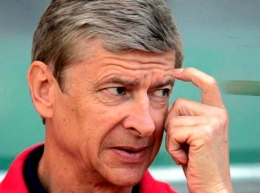 Francouzský trenér Arsenalu, Arsene Wenger.